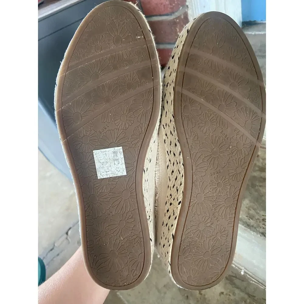 Bob’s by Skechers “Sesame Cute Height” natural platform lace up fashion sneaker